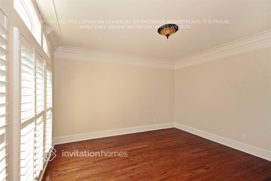 Building Photo - 404 Wynns Way SW