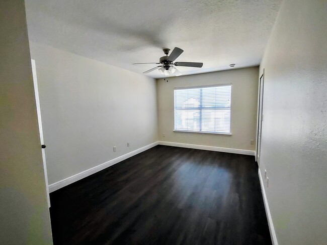 Building Photo - 653 Drake Bay Terrace