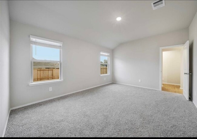 Building Photo - 40643 Creekside Blf Trl