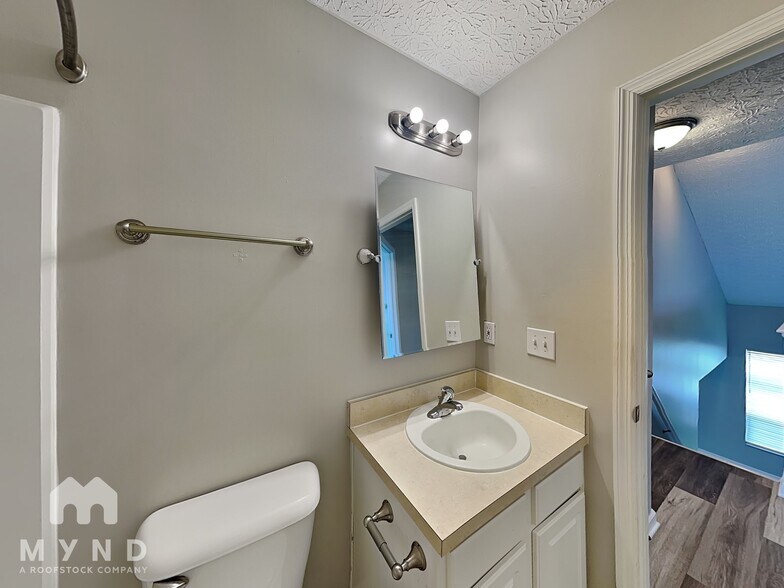 Building Photo - 2179 Balais Ct