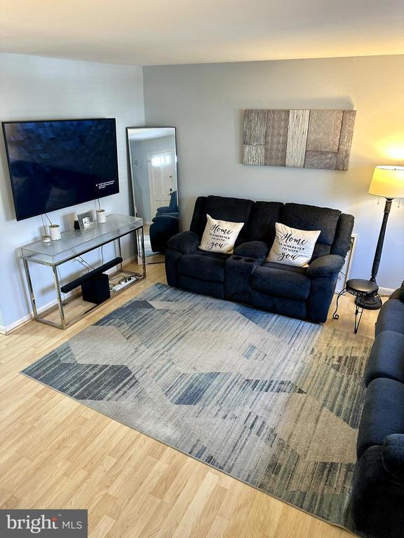 Building Photo - 5985 Grand Banks Rd