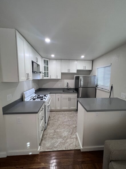 Building Photo - 3801 Nevin Ave