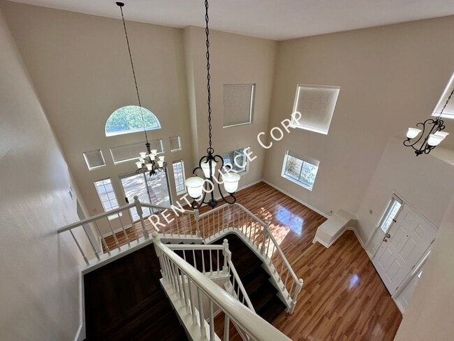 Building Photo - 25506 Paine Cir