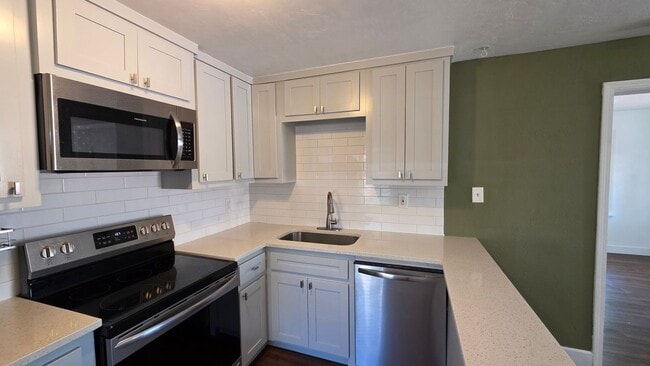 Building Photo - Paseo District Rental
