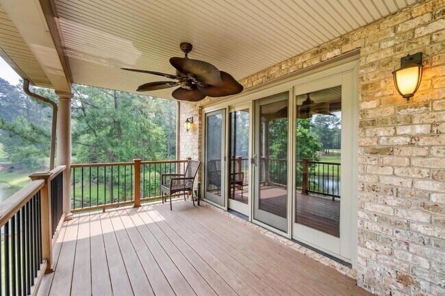 Building Photo - 237 Golf Course Trail