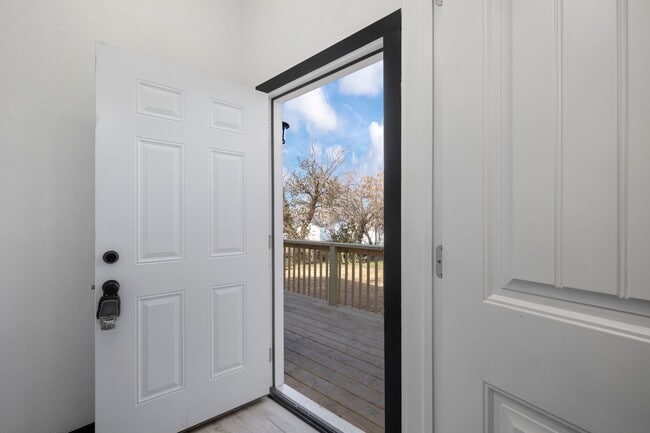 Building Photo - New Construction. 3 bedroom, 2 Bathroom