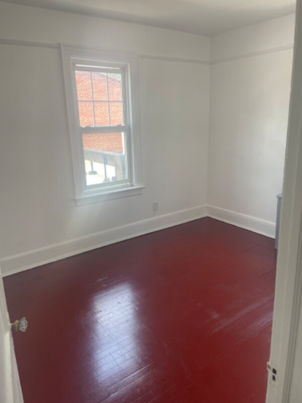 Building Photo - 0 Cromwell Ave