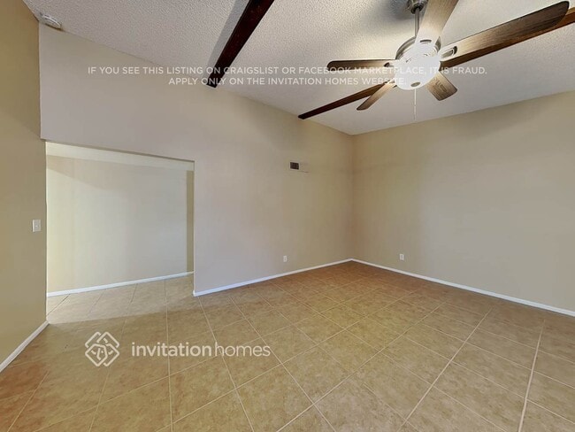 Building Photo - 9635 N 35th Ln