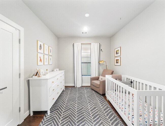 Building Photo - 1309 Laird St