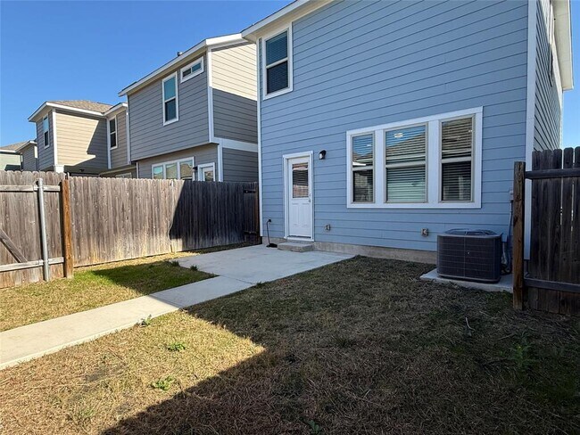 Building Photo - 1941 Arendale Dr