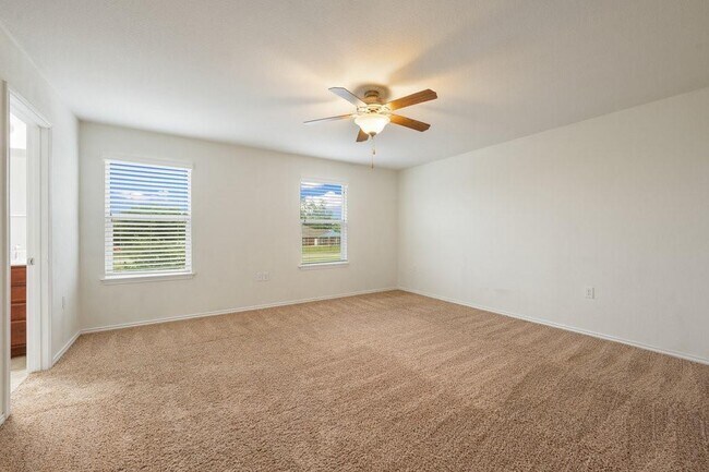 Building Photo - 10909 Helms Deep Dr