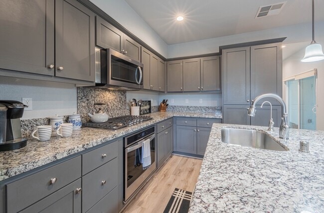 Building Photo - 588 Rosa Monte Wy