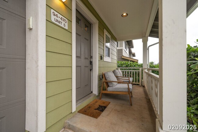 Building Photo - $4,800 /3 Bed / 2.5 Bath / FURNISHED or UNFURNISHED AVAILABLE