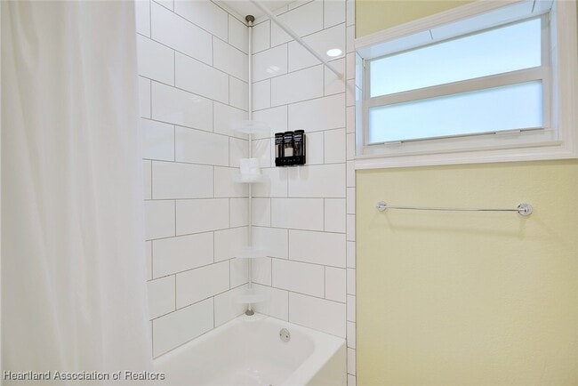 Building Photo - 4706 Mercado Dr