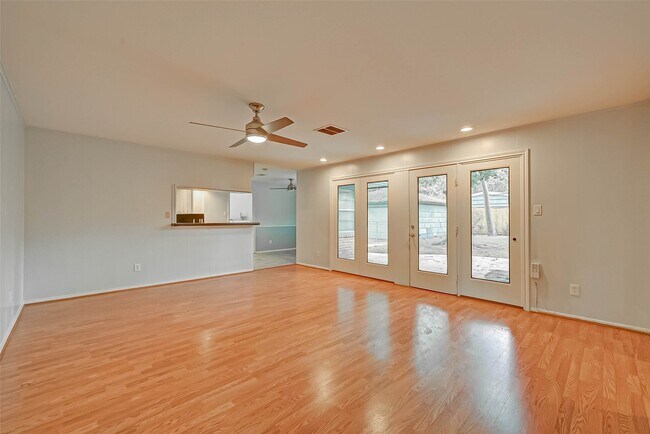 Building Photo - 5734 Spellman Rd
