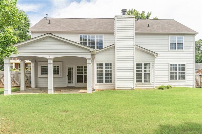 Building Photo - 230 Albrighton Ct