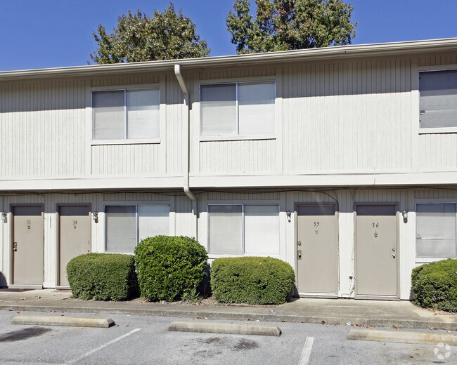 Building Photo - Glenfair Apartments