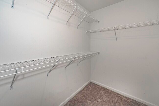 Building Photo - 50236 Amberwood Rd