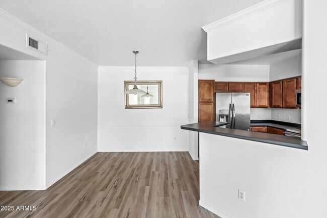 Building Photo - 15095 N Thompson Peak Pkwy