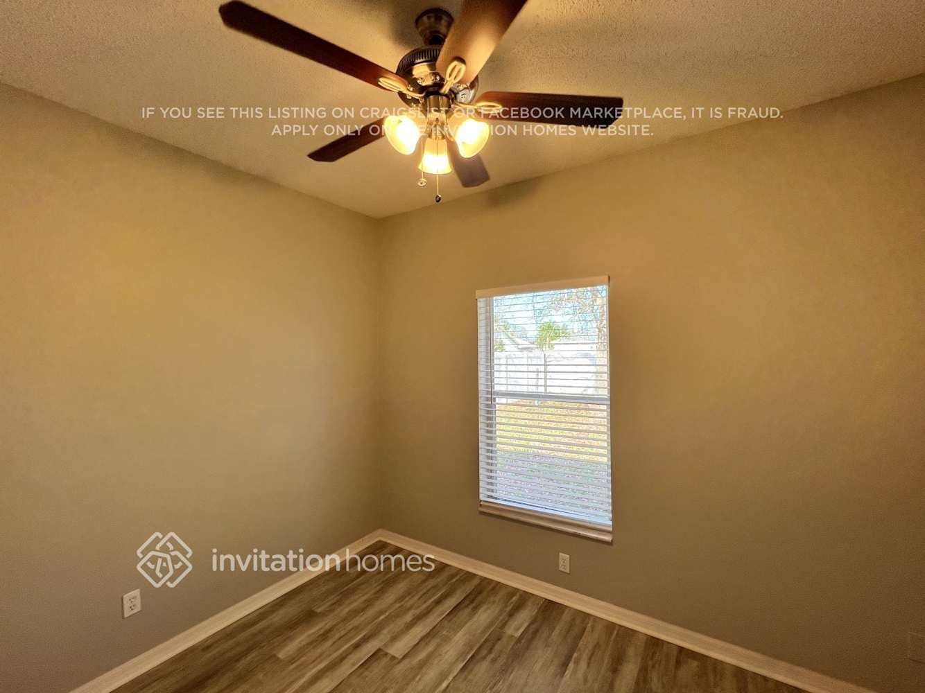 Building Photo - 1385 SE Proctor Ln