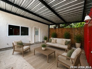 Building Photo - 7726 Glen Meadows Dr