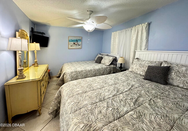 Building Photo - 4811 Saxon Dr