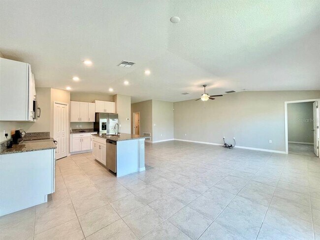 Building Photo - 12964 Wildflower Meadow Dr