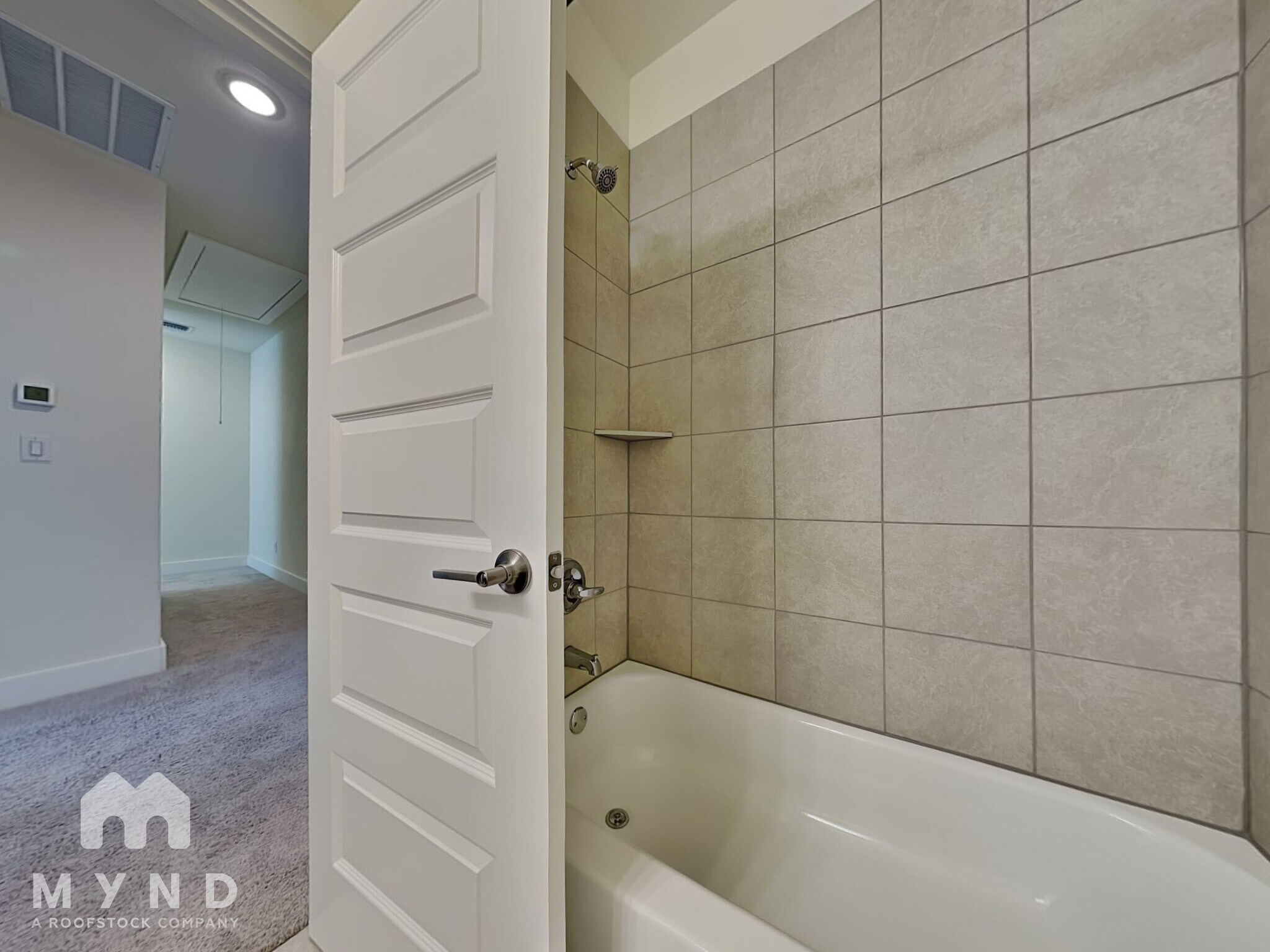 Building Photo - 407 Parkline Dr