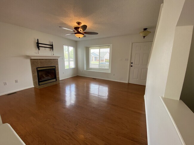 Building Photo - 4 bedroom - Canoe Creek