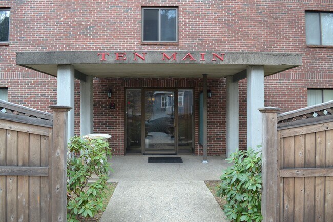 Main Entrance - 10 Main St