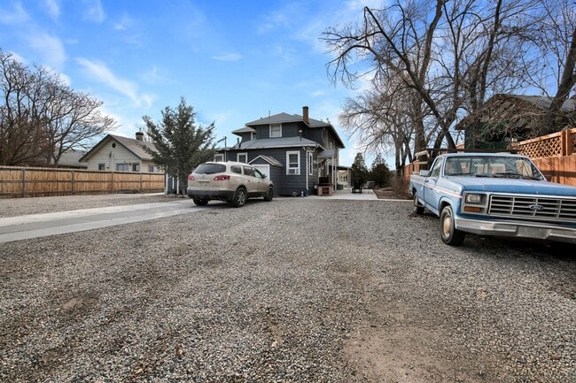 Building Photo - 540 Hill Ave