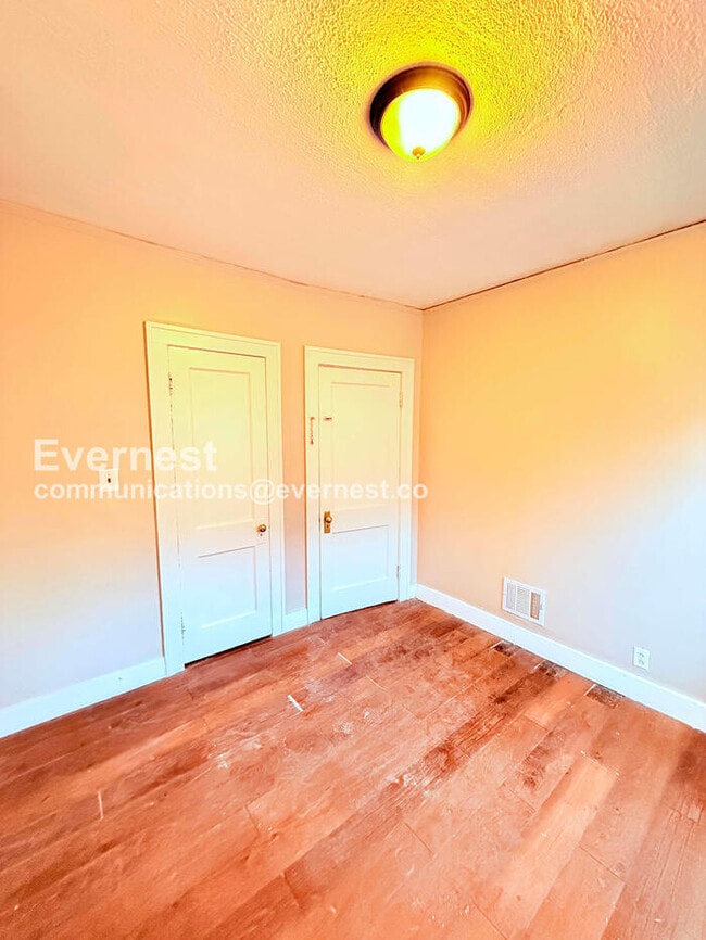 Building Photo - 12019 Stoepel St