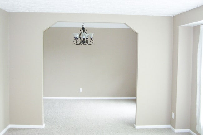 Building Photo - 2004 Rehfeld Dr