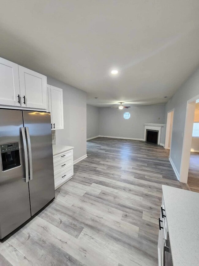 Building Photo - 152 Molinia Dr