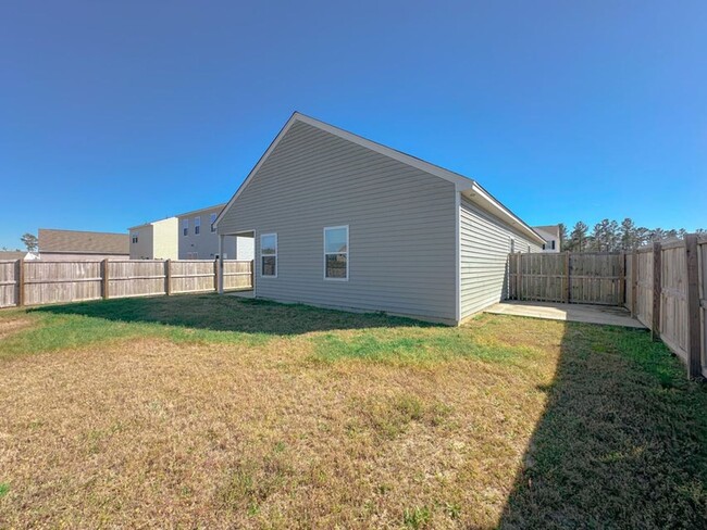Building Photo - Home in Cane Bay Plantation