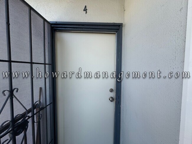 Building Photo - 04240CE