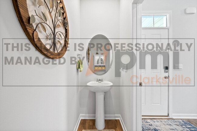 Building Photo - "JUST REDUCED - Charming Four Bedroom Retr...