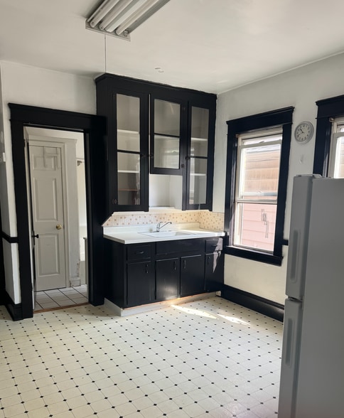 Building Photo - 2179 Murray Hill Rd