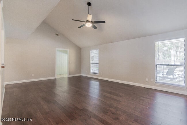 Building Photo - 8330 Cross Timbers Dr W