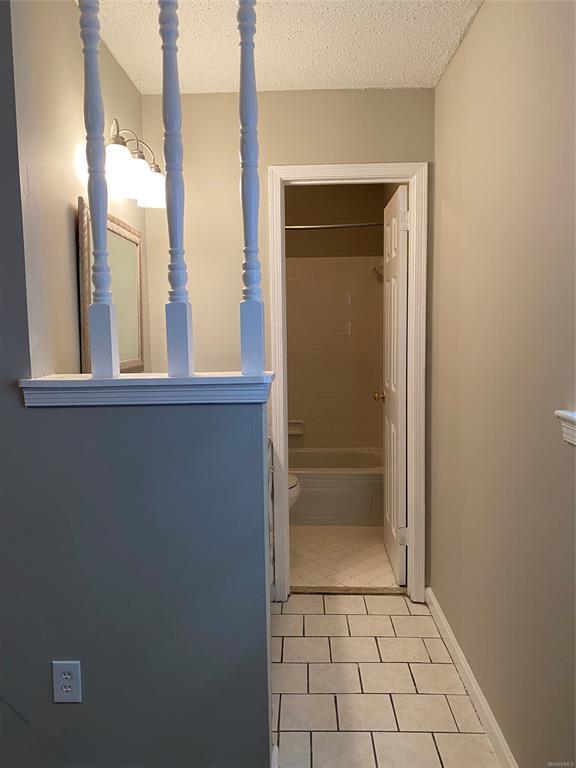 Building Photo - 1429 Dunbarton Rd