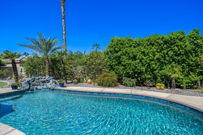 Building Photo - 75840 Sarazen Way