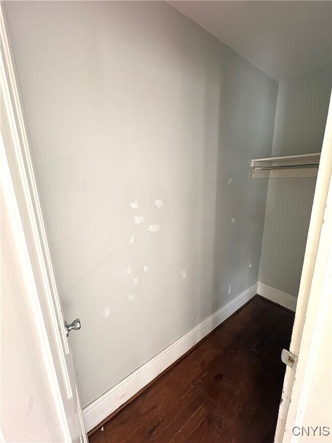 Building Photo - 90 Washington St