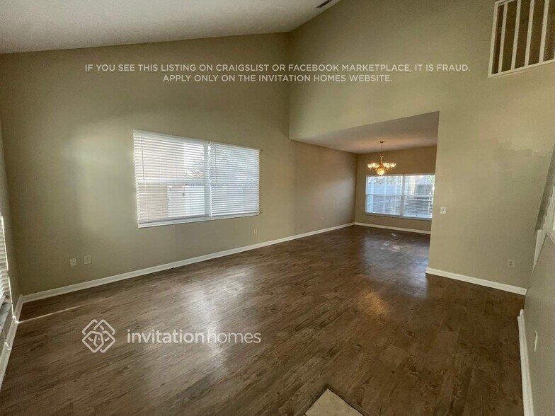 Building Photo - 1305 Key W Ct