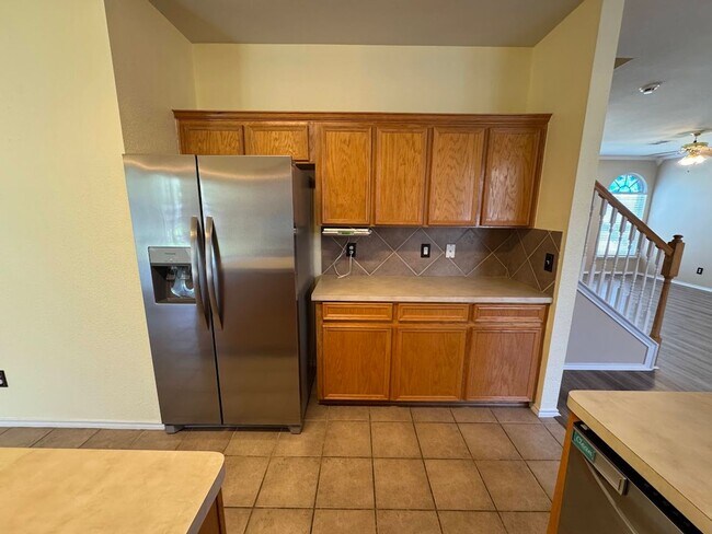 Building Photo - 217 Tepee Dr