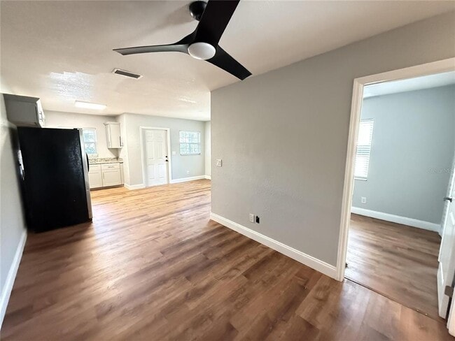 Building Photo - 2809 Marconi St