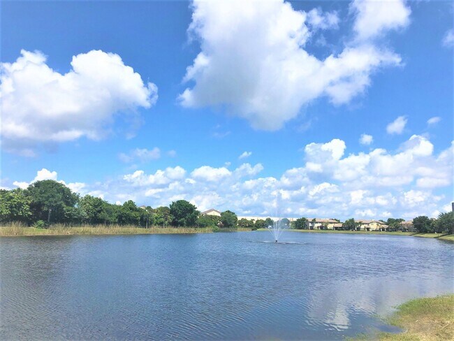 Building Photo - 685 Pacific Grove Dr