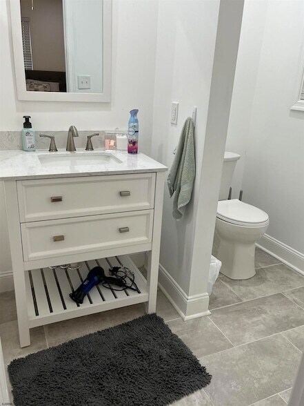 Building Photo - 3 S Richards Ave