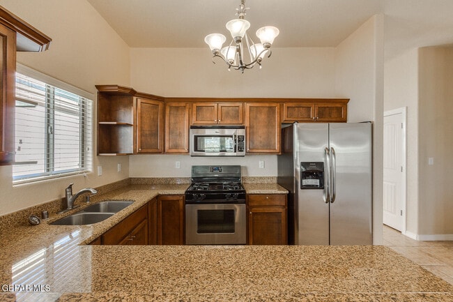 Building Photo - 5505 Ignacio Frias Dr