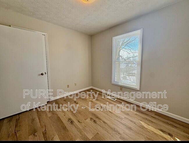 Building Photo - 200 Madison Ave