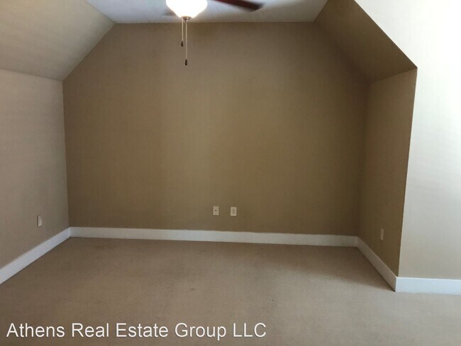 Building Photo - 5 br, 4 bath House - 140 Jonas Ave